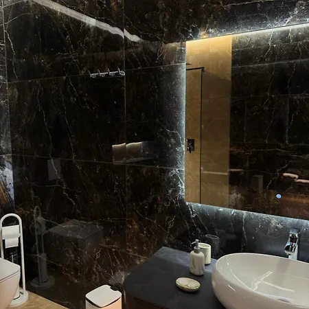 Xhasen Hotel&café Tirana